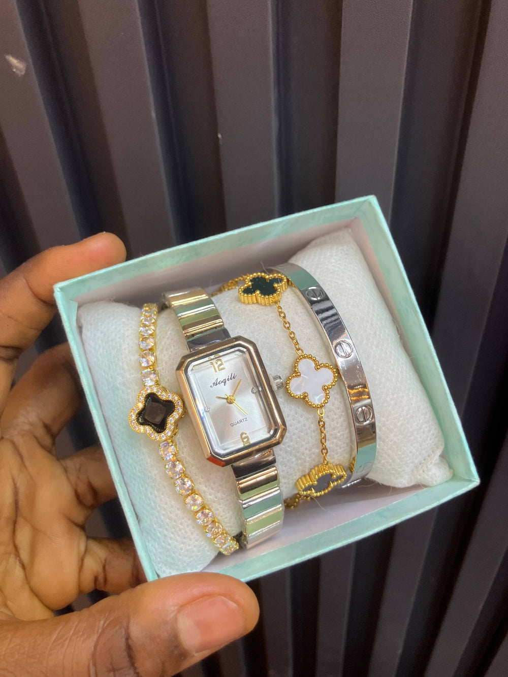 Ladies Wrist Set