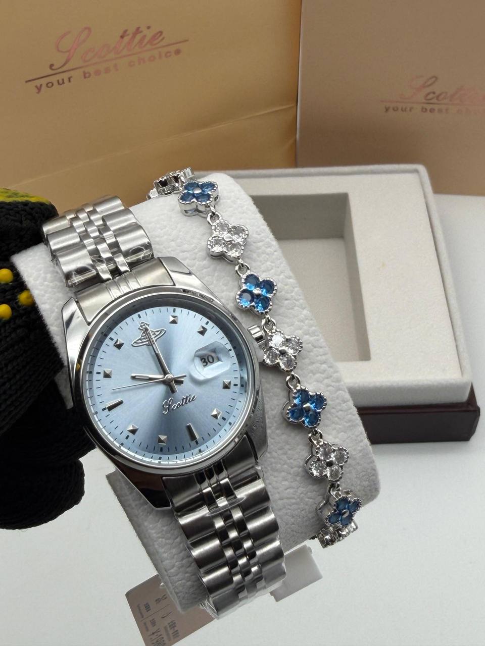 SCOTTIE LADIES CHAIN WATCH & BRACELET