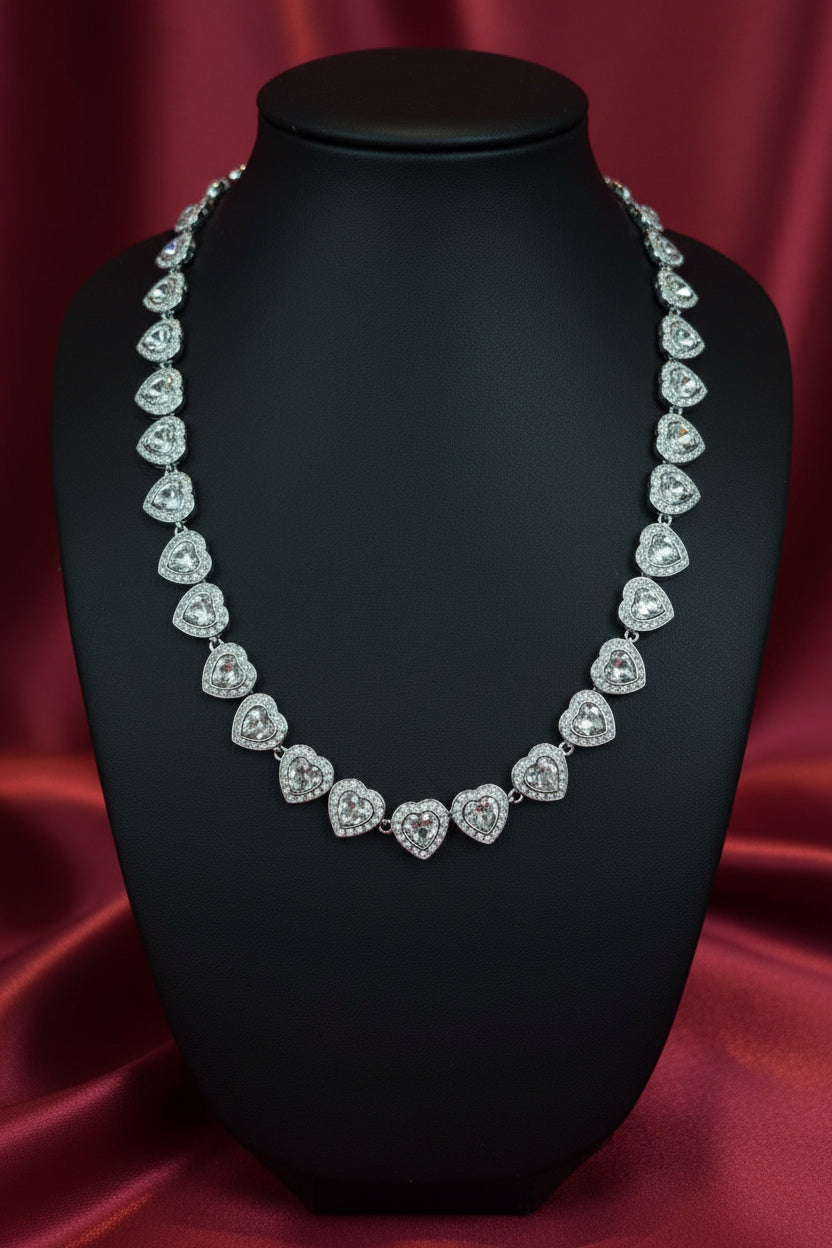 Ariana’s Love Neckpiece