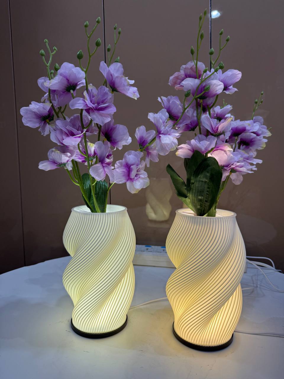 Floral Twist Vase & Flower