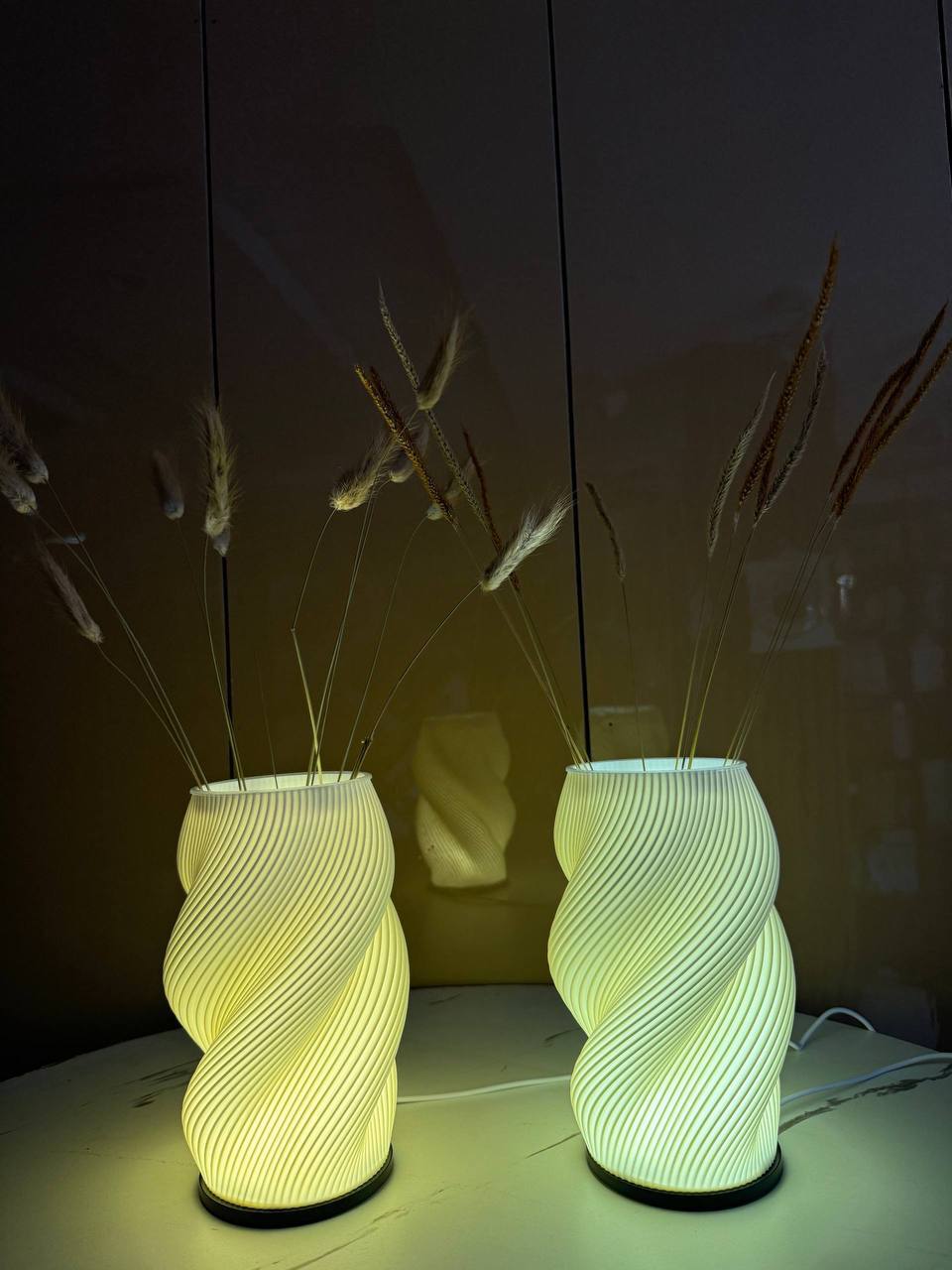 Floral Twist Vase & Flower
