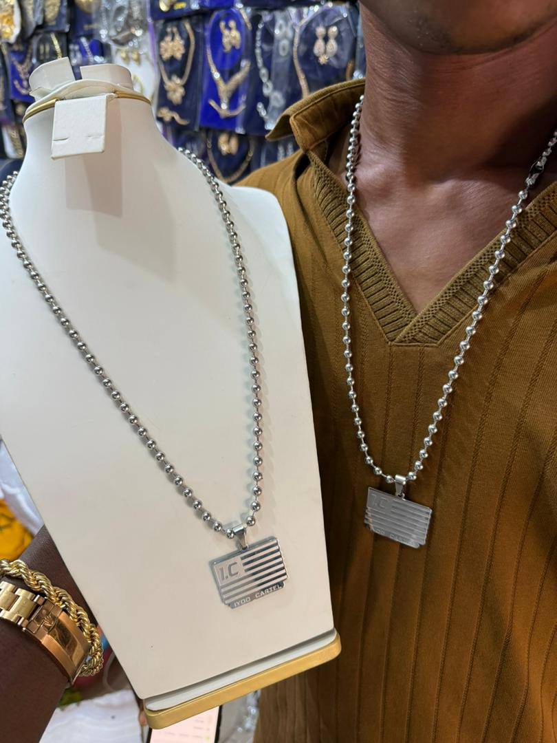 Iyoo Cartel Chain