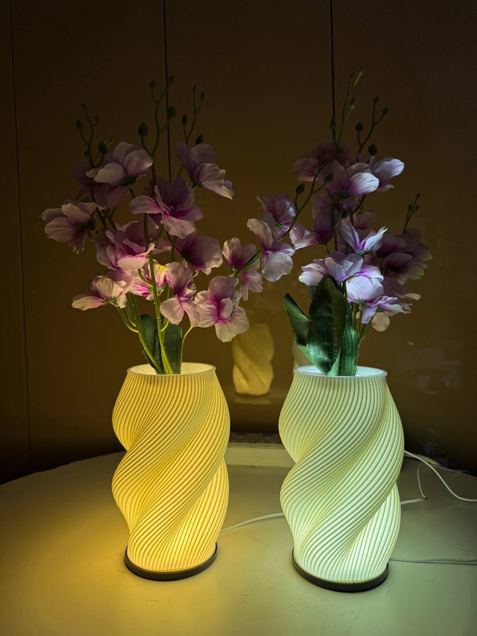 Floral Twist Vase & Flower