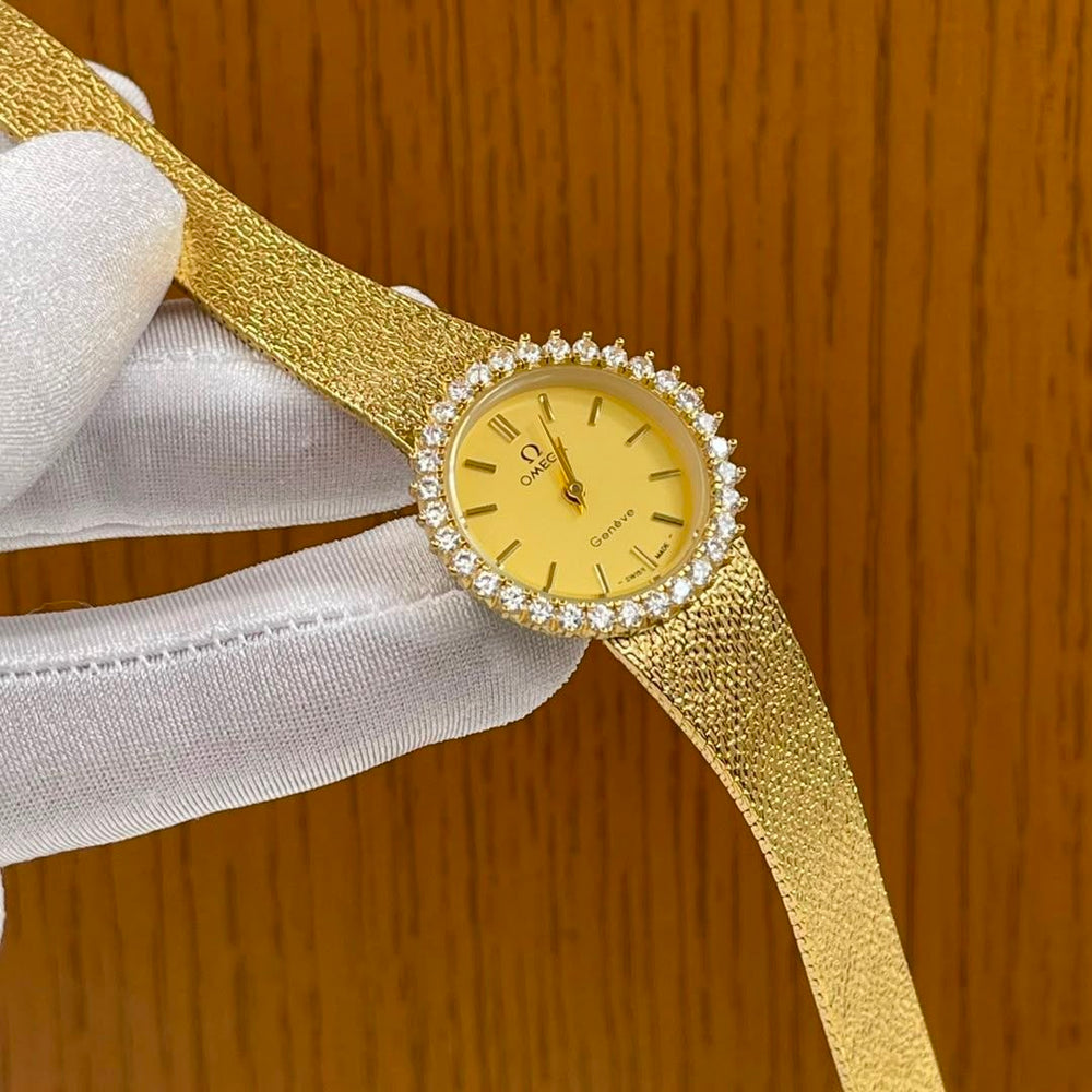 Omega Chain Ladies Watch⌚