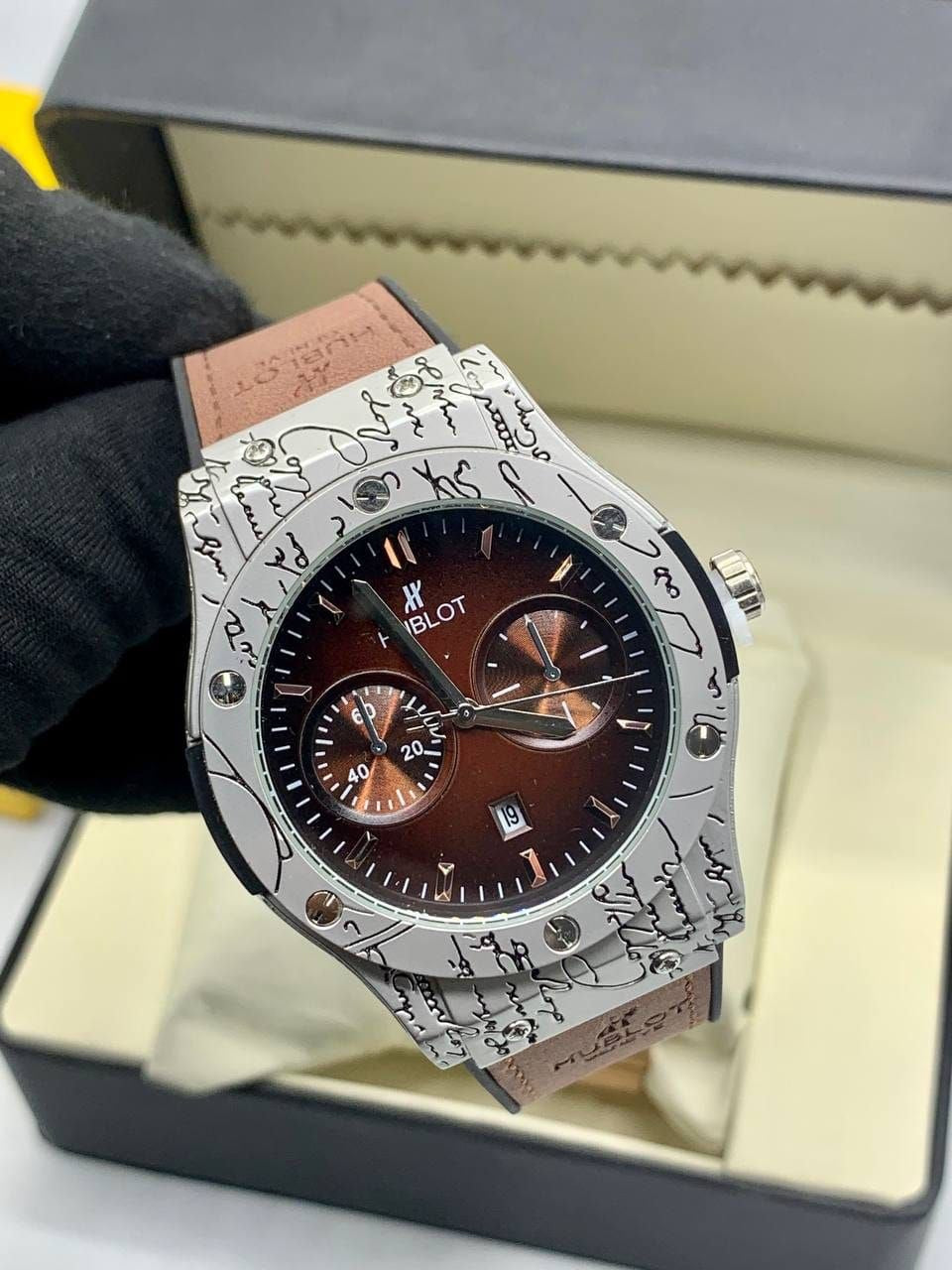 Hublot Leather Watch (Soft Budget)