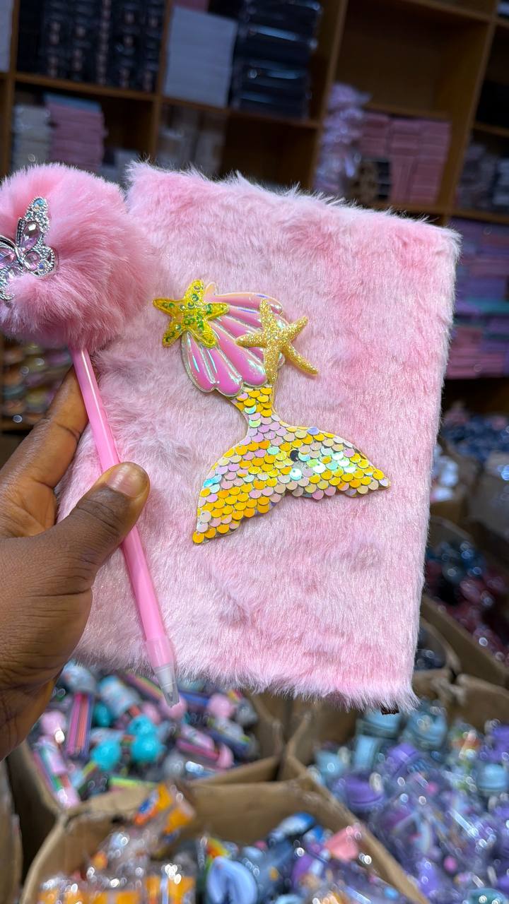 Girlie Diary & Pen